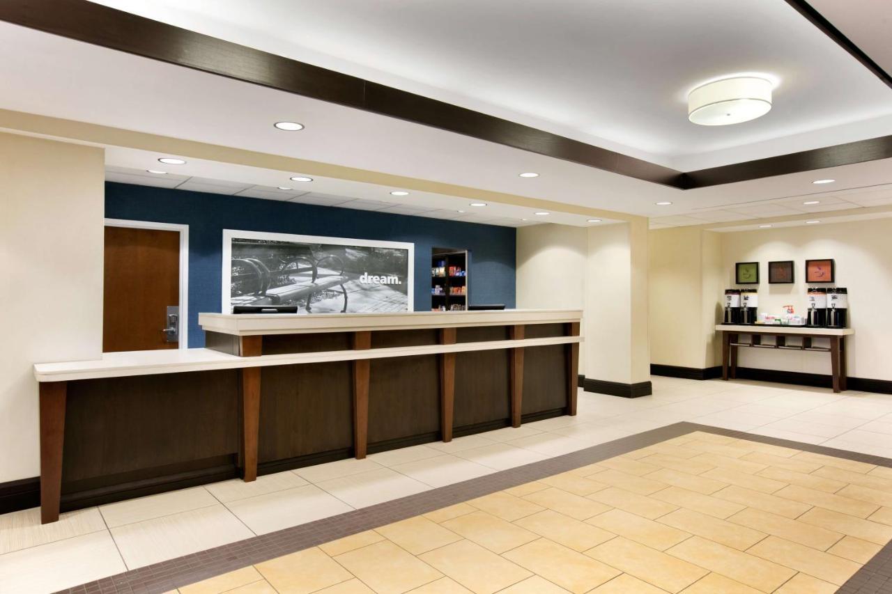Hampton Inn & Suites Mahwah Extérieur photo