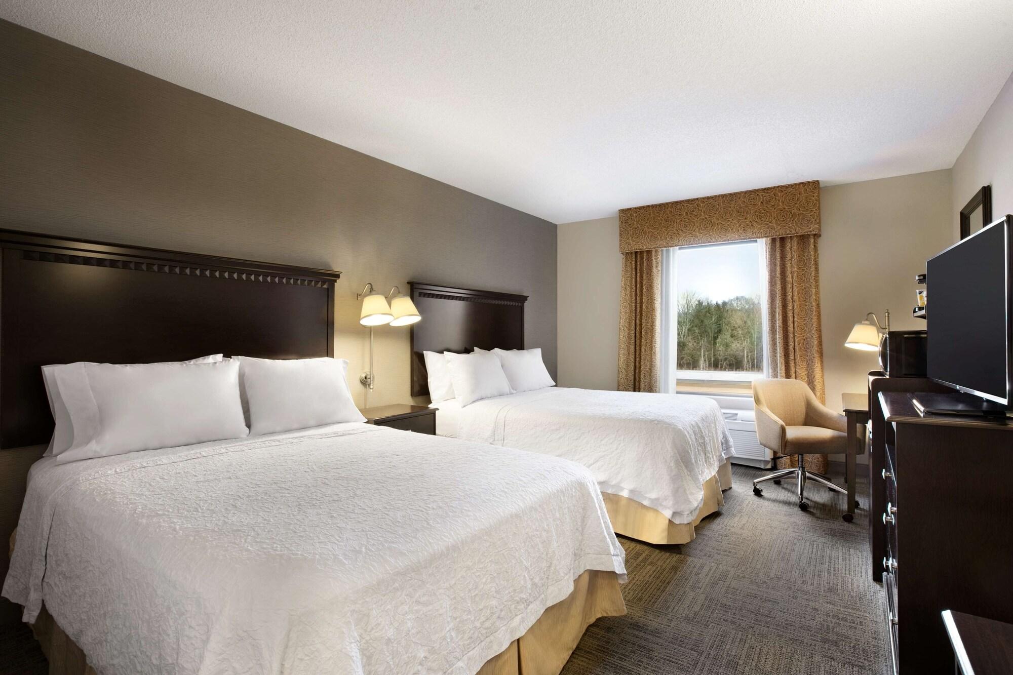 Hampton Inn & Suites Mahwah Extérieur photo