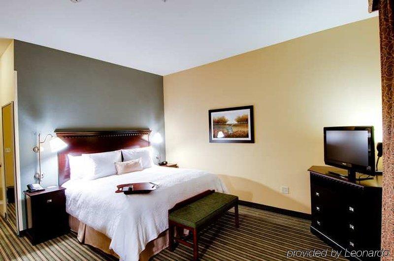 Hampton Inn & Suites Mahwah Chambre photo